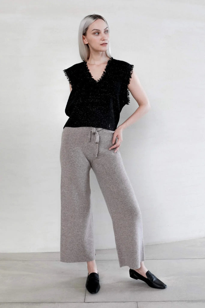  Bollrllr Women's Sweater Vest 100% Merino Wool Vest V Neck  Button Sleeveless Knit Cardigan Vest Black S : Clothing, Shoes & Jewelry